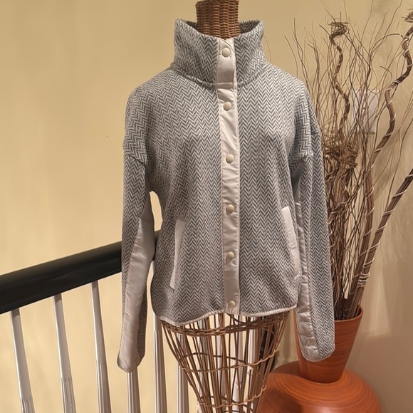 Southern Tide white and gray sweater jacket - Picture 1 of 9